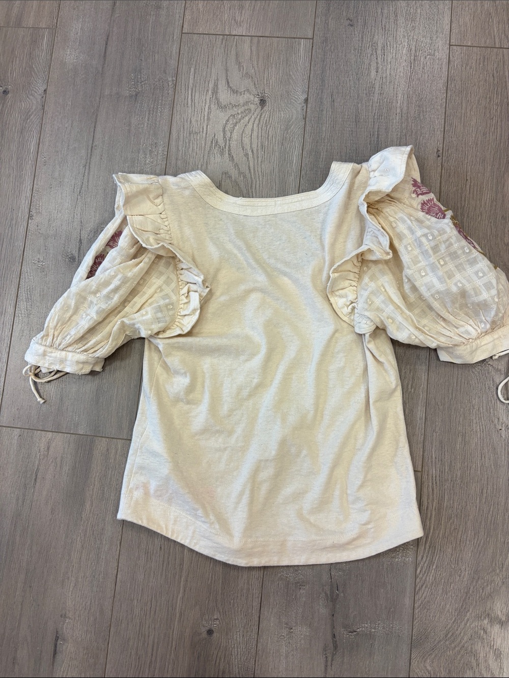 Anthropologie Cream Ruffle Sleeve Top - Picture 9 of 9